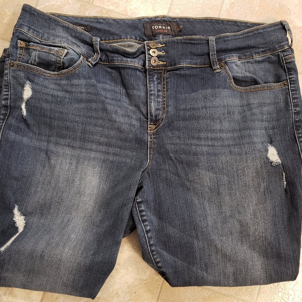 TORRID 24W SKINNY SUPER SOFT HIGH-RISE JEAN